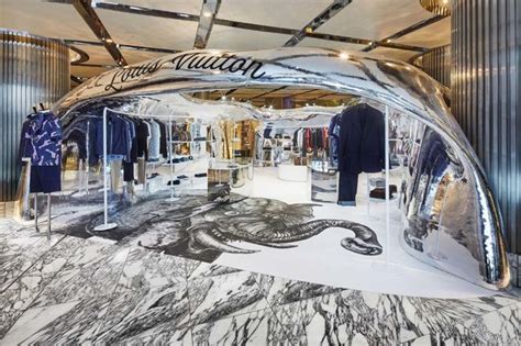 louis vuitton sydney opening hours